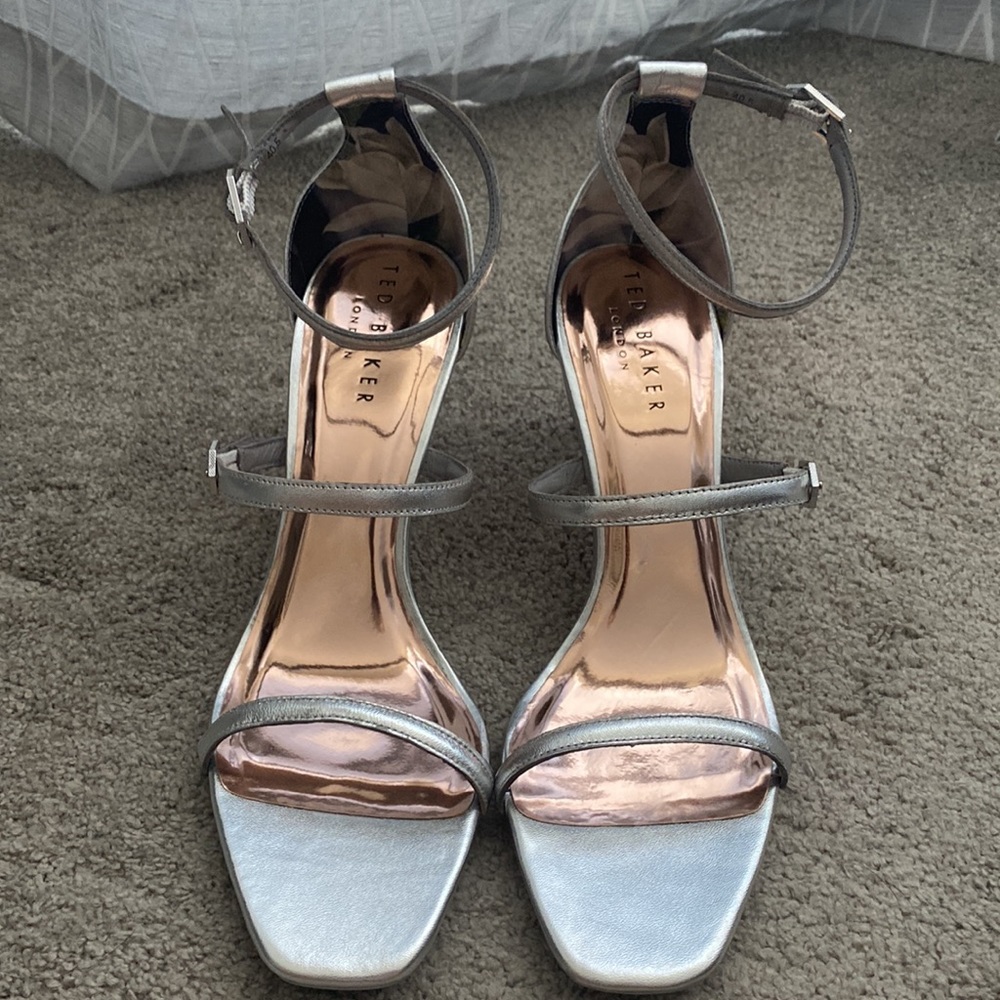 Silver Ted Baker London Stiletto Heels Size 9 & 10 NWT - Picture 3 of 11